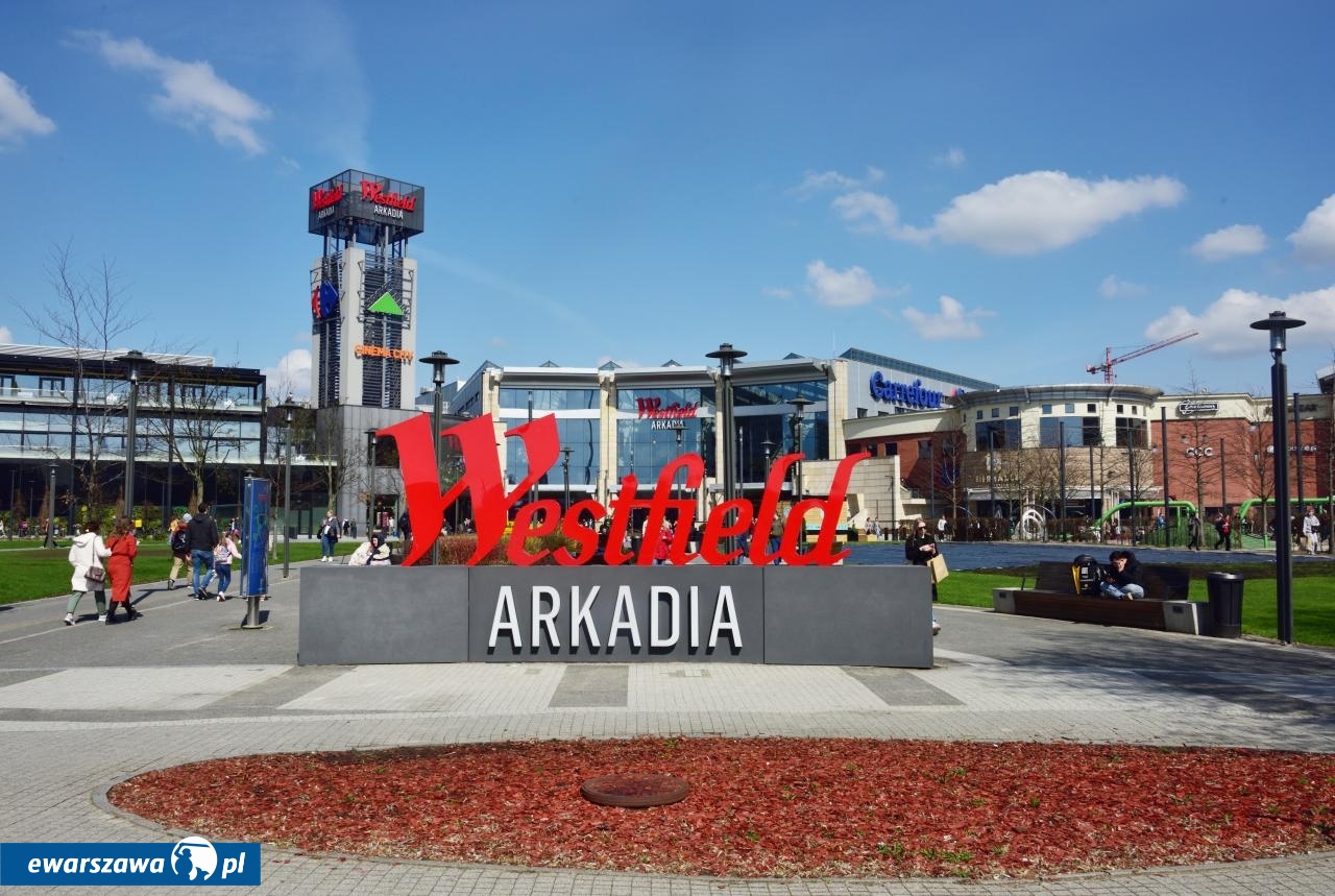 Centrum handlowe Arkadia | fot. Autorstwa Adrian Grycuk - Praca własna, CC BY-SA 3.0 pl, https://commons.wikimedia.org/w/index.php?curid=130497472
