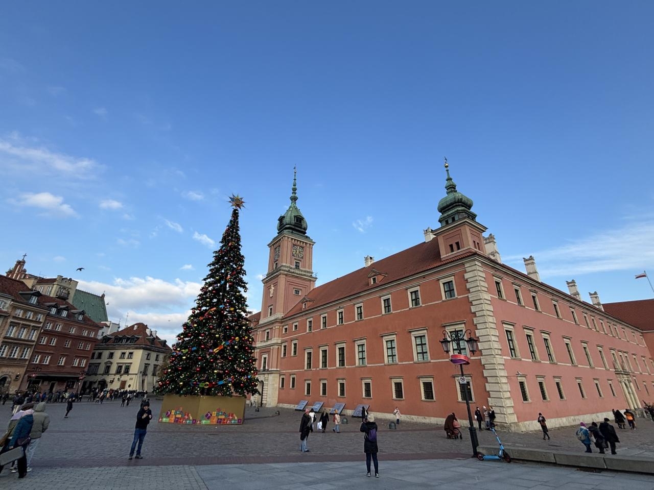 choinka na Placu Zamkowym w Warszawie | fot. Bartosz Pańczyk