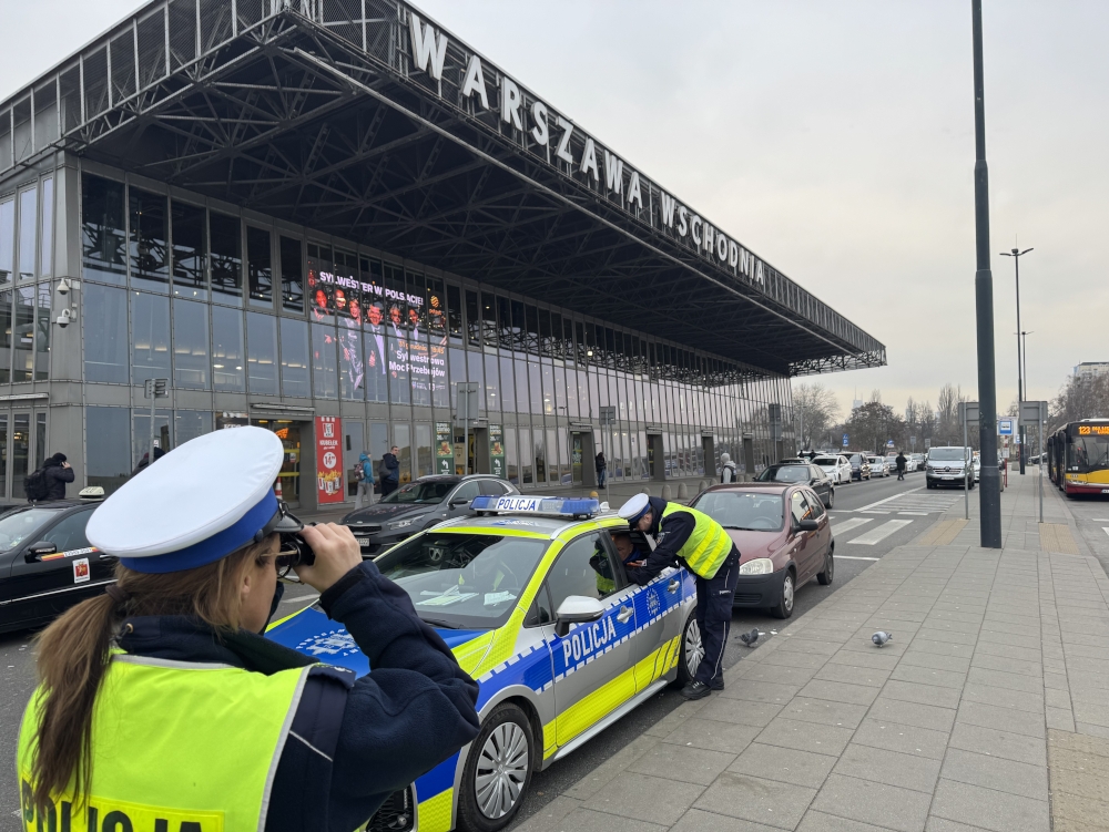 kontrola przewozu osób w Warszawie | fot. ksp.policja.gov.pl