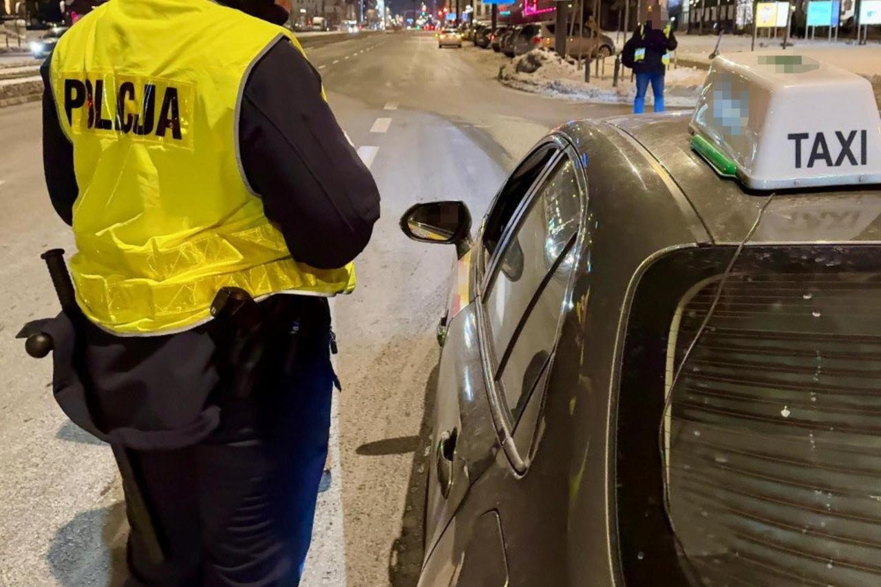 kontrola przewozu osób w Warszawie | fot. Komenda Stołeczna Policji