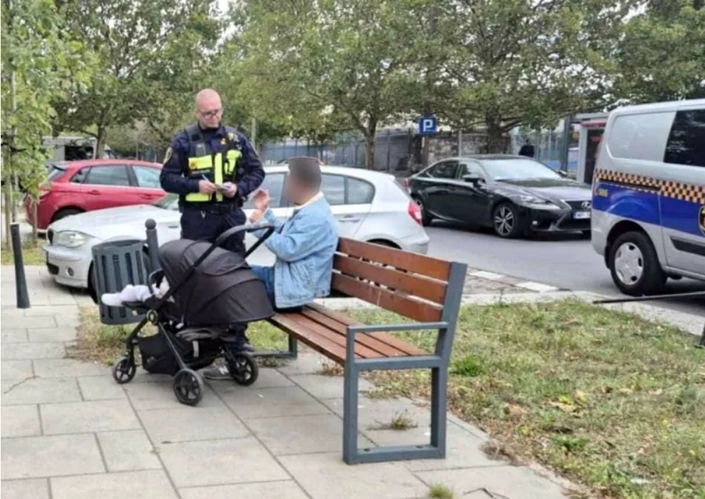 nietrzeźwy ojciec z dzieckiem | fot. strazmiejska.waw.pl