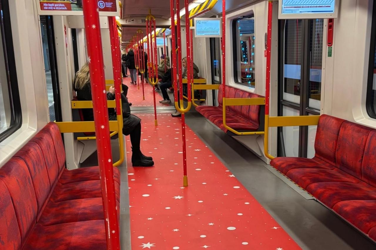 świąteczne metro w Warszawie | fot. Metro Warszawskie/facebook
