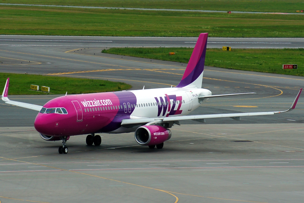 Airbus A320 linii Wizz Air w Warszawie | fot. Autorstwa Kudak - Praca własna, CC BY-SA 4.0