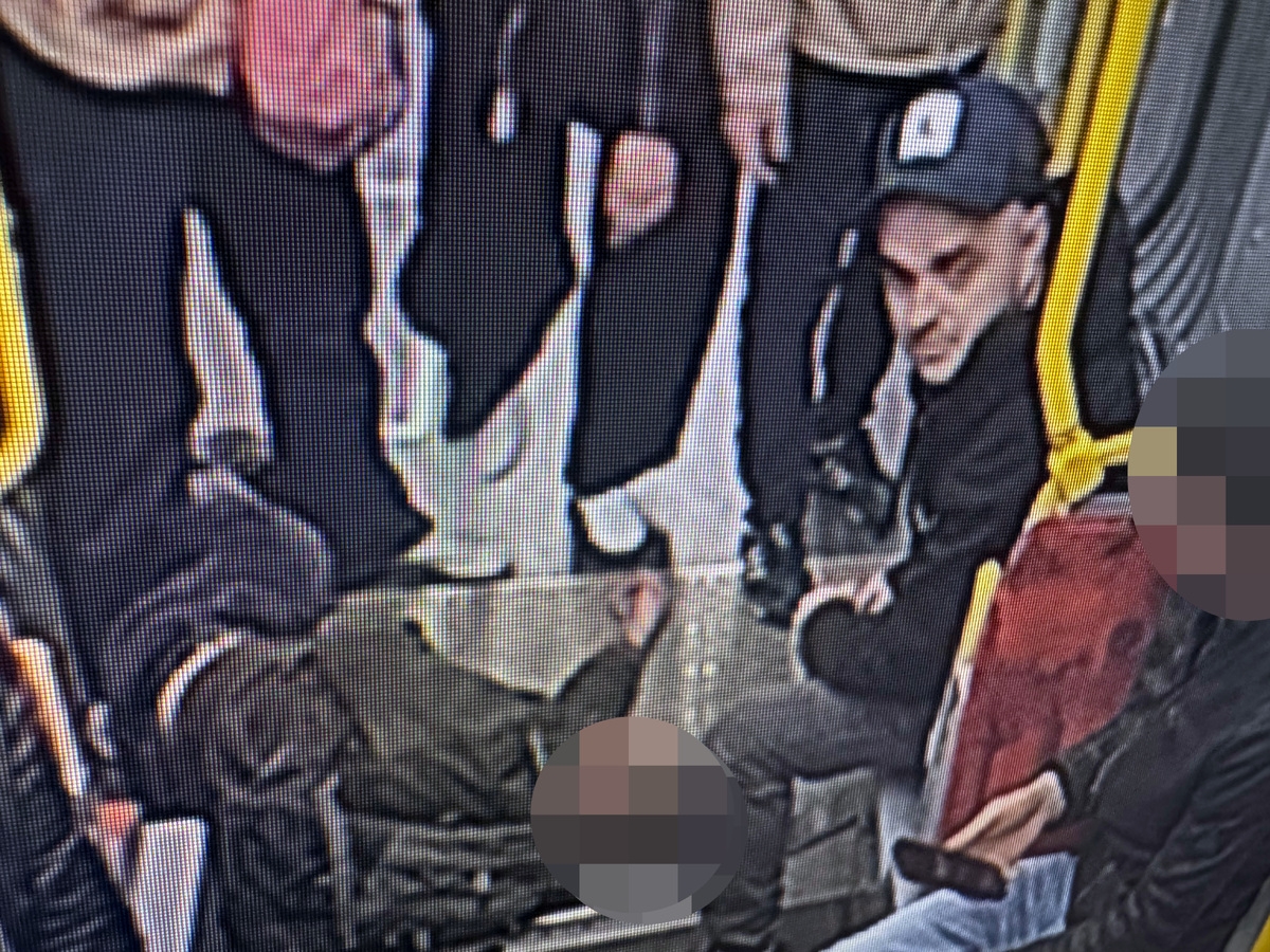 poszukiwany napastnik, który pobił Amerykanina | fot. srodmiescie.policja.gov.pl